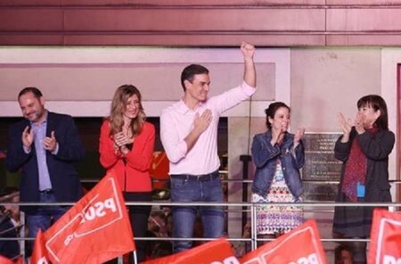 Socialists win in Spain